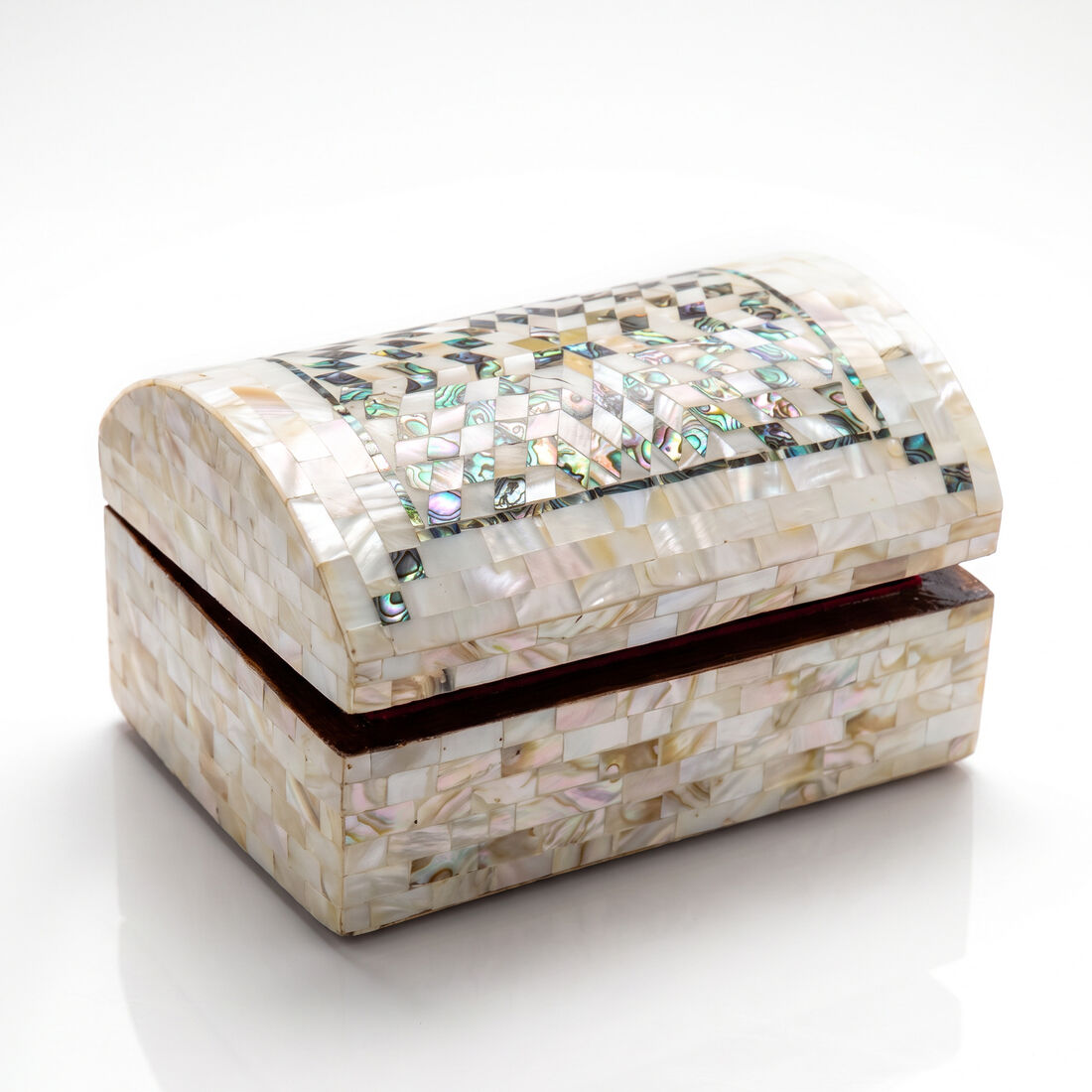 Pearl Dome Chest — Velvet